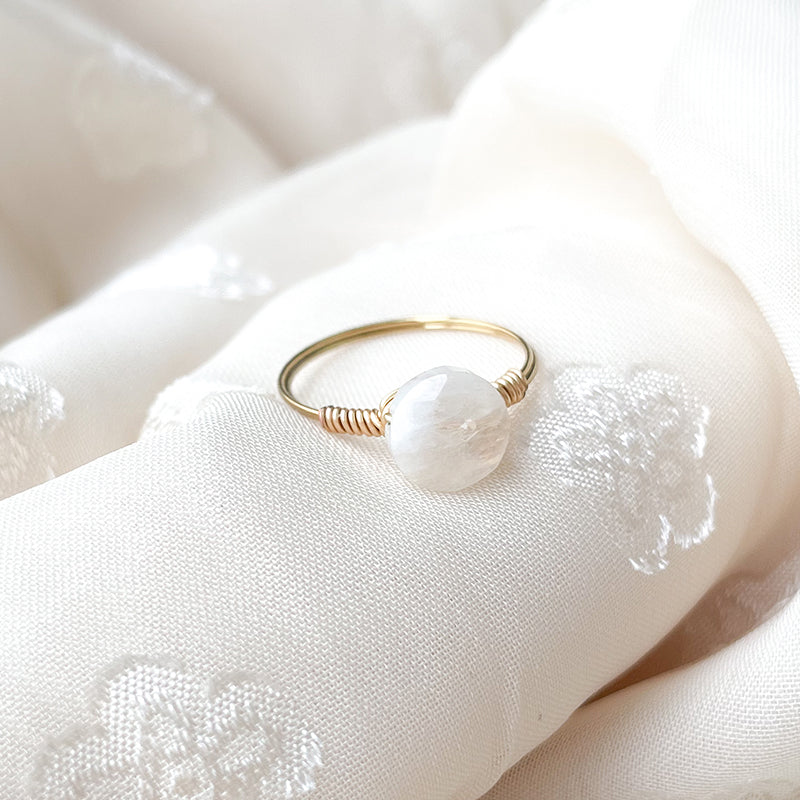 Ring Maansteen Goud - Beauty Story