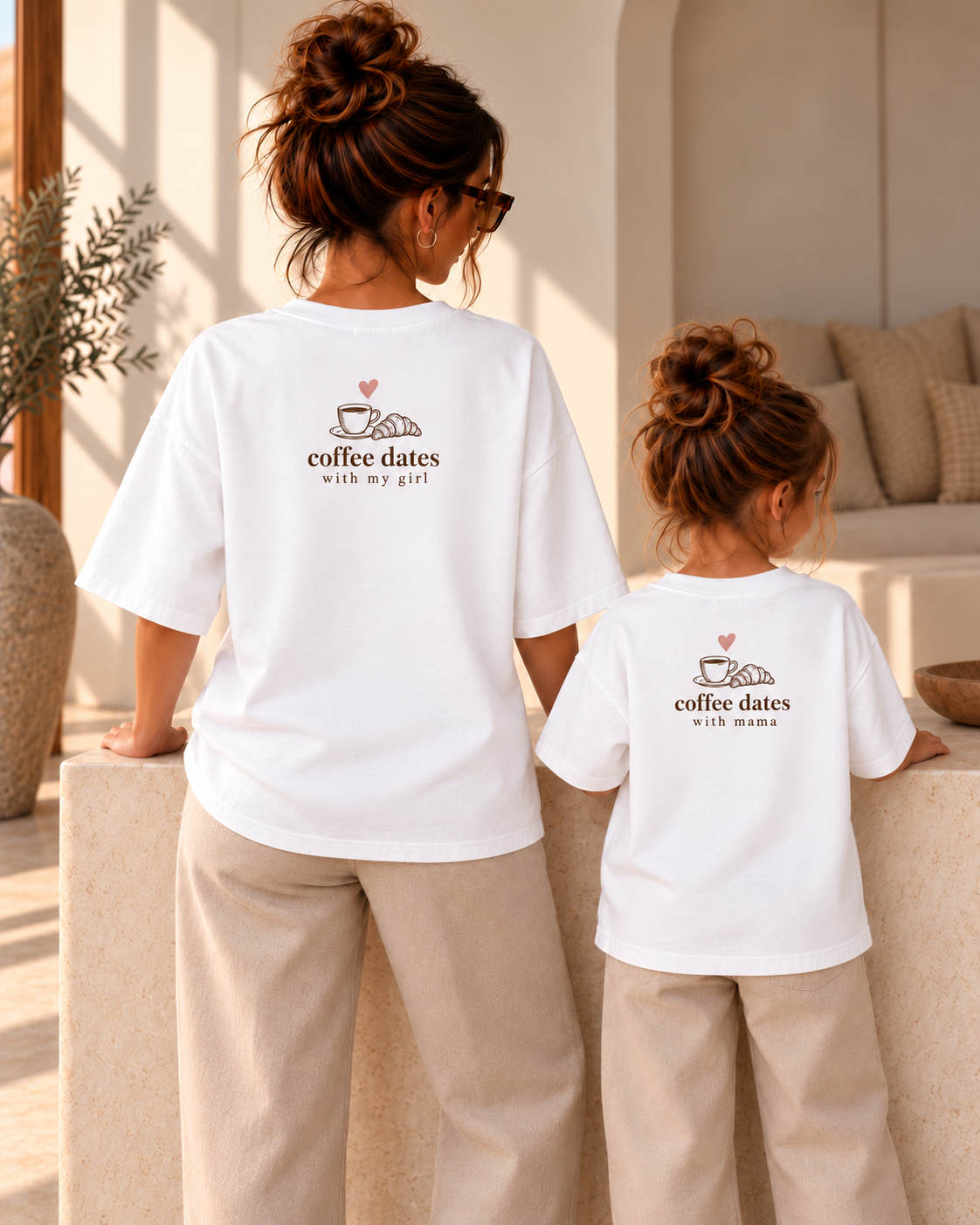 T-shirt Coffee dates with mama - Wit (mini)