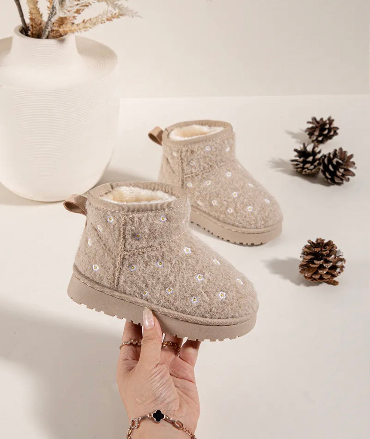 Daisy Boots Hoog - Beige fluffy (mini)